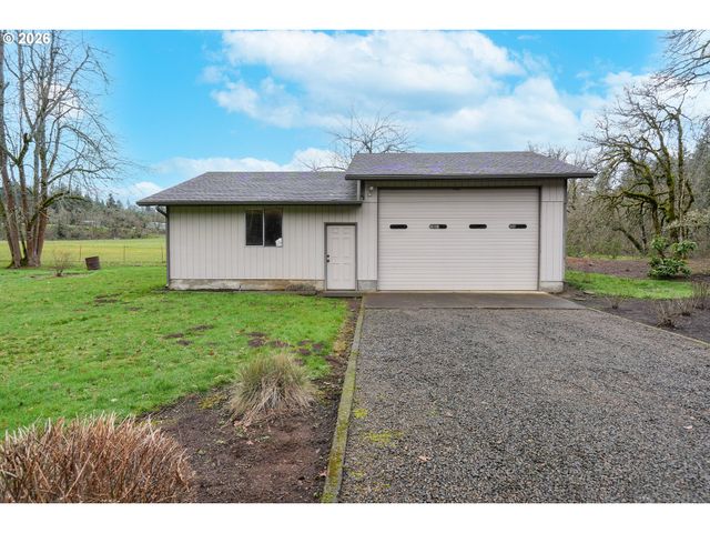 16695 DANCING FOX Ln Ne, Silverton, OR 97381