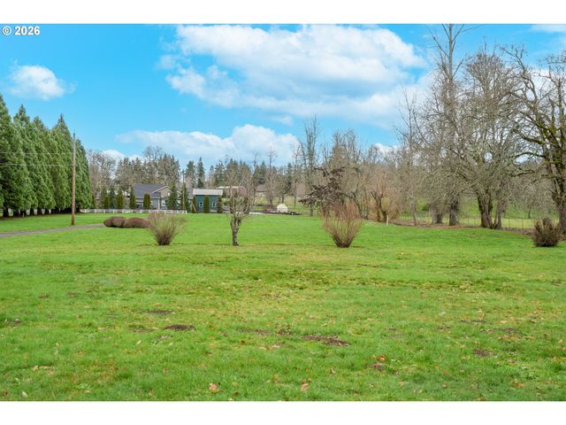 16695 DANCING FOX Ln Ne, Silverton, OR 97381