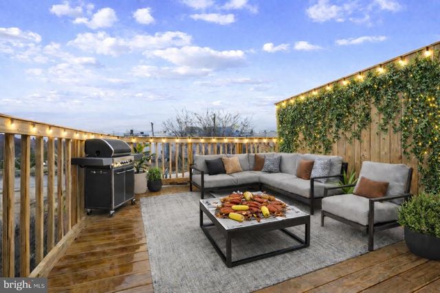 318 N STRICKER ST, Baltimore, MD 21223