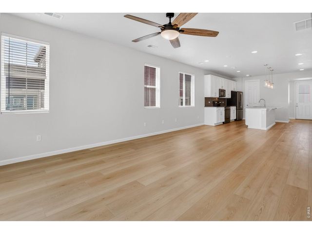 26984 E Archer Ave, Aurora, CO 80018