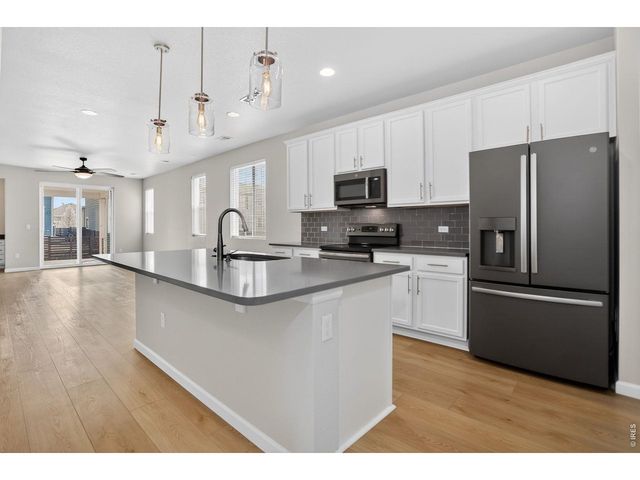 26984 E Archer Ave, Aurora, CO 80018