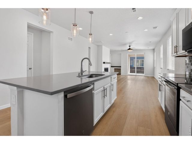 26984 E Archer Ave, Aurora, CO 80018