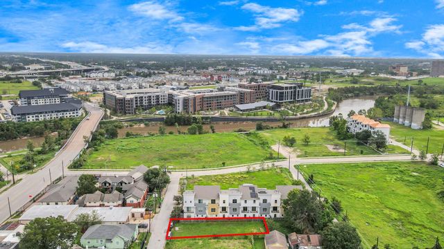 306 Mcalpine Street, Houston, TX 77003