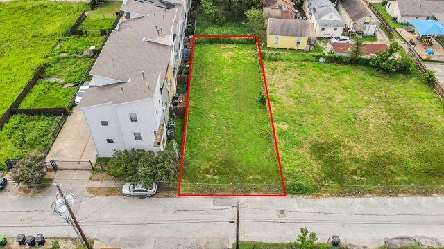 306 Mcalpine Street, Houston, TX 77003