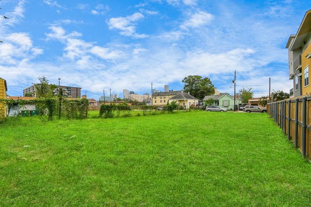 306 Mcalpine Street, Houston, TX 77003