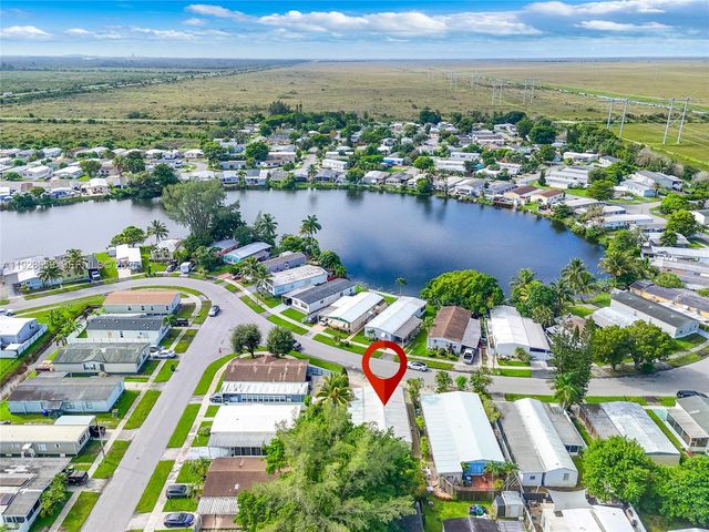 21771 NW 6th St, Pembroke Pines, FL 33029