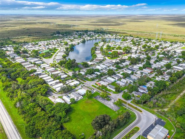 21771 NW 6th St, Pembroke Pines, FL 33029