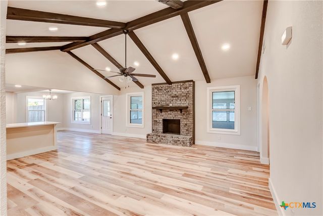 905 S Roy Reynolds Drive, Harker Heights, TX 76548