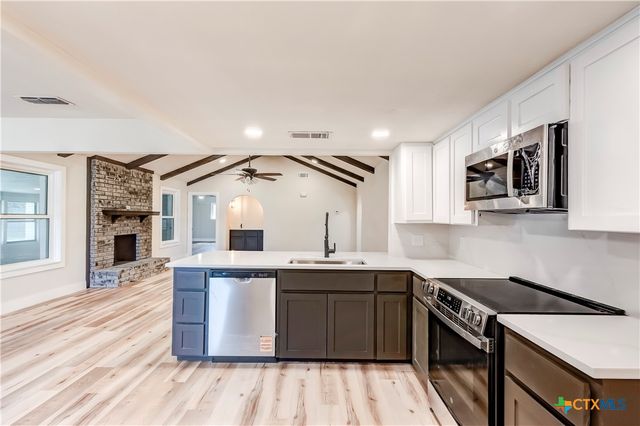 905 S Roy Reynolds Drive, Harker Heights, TX 76548