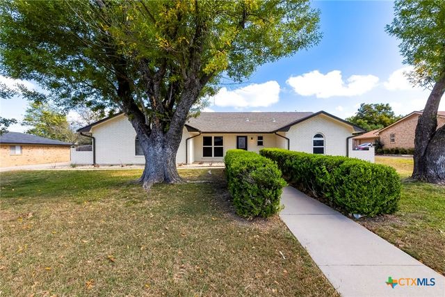 905 S Roy Reynolds Drive, Harker Heights, TX 76548