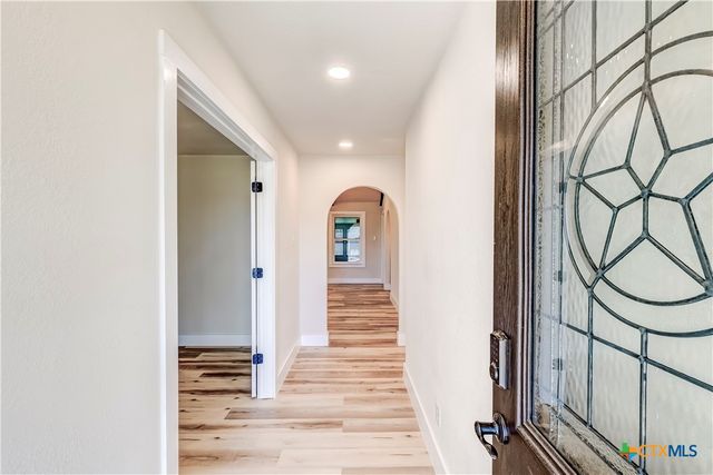 905 S Roy Reynolds Drive, Harker Heights, TX 76548