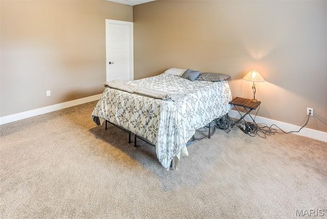 223 Ellington Court, Glen Carbon, IL 62034