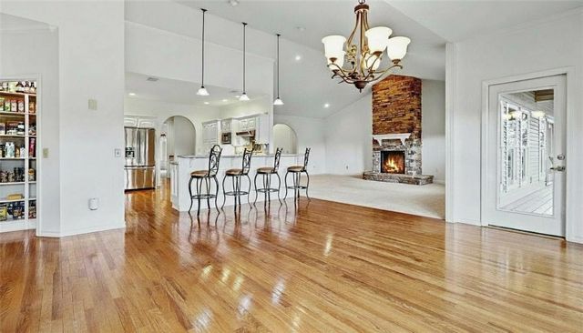 40 Chelmsworth Drive, Bella Vista, AR 72715