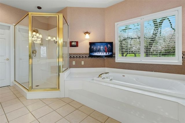 40 Chelmsworth Drive, Bella Vista, AR 72715