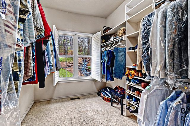 40 Chelmsworth Drive, Bella Vista, AR 72715
