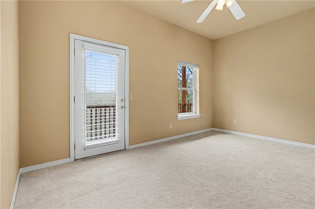 40 Chelmsworth Drive, Bella Vista, AR 72715
