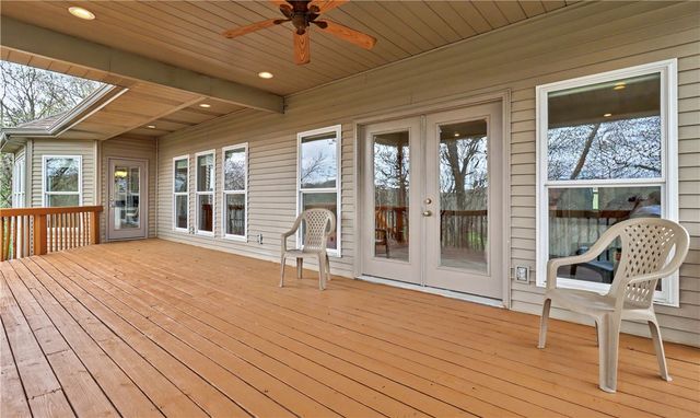 40 Chelmsworth Drive, Bella Vista, AR 72715