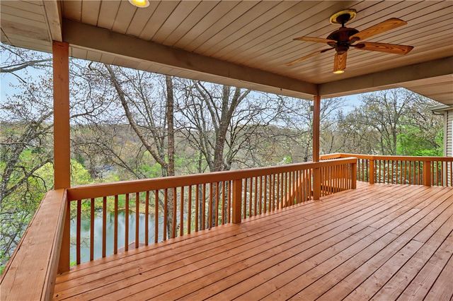 40 Chelmsworth Drive, Bella Vista, AR 72715