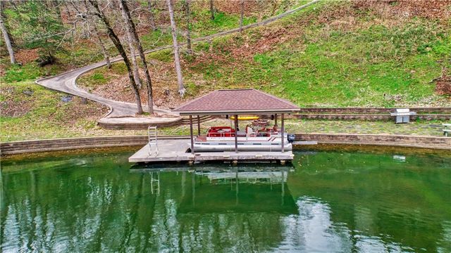 40 Chelmsworth Drive, Bella Vista, AR 72715