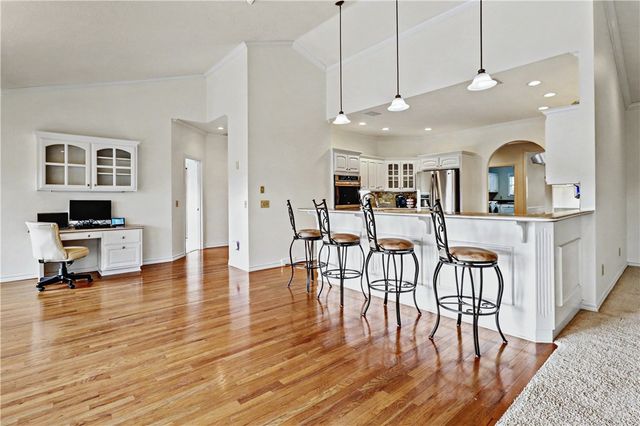 40 Chelmsworth Drive, Bella Vista, AR 72715