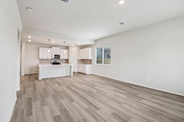 8214 Blackwell Cove Drive, Baytown, TX 77523