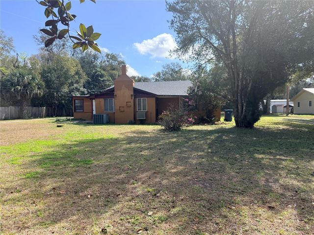 2108 OLD NEW YORK AVENUE, Deland, FL 32720