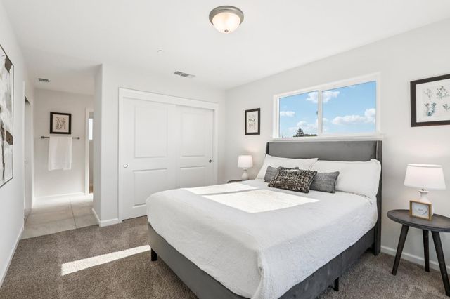 9128 Hensley Way, Elk Grove, CA 95758