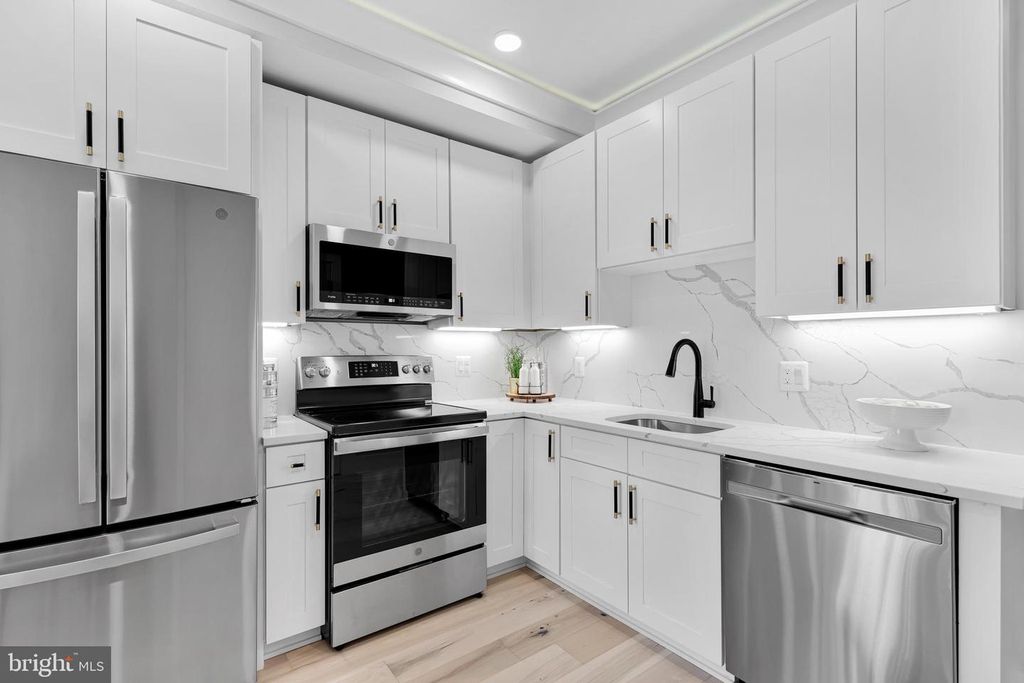 4014 GEORGIA AVE NW #302, Washington, DC 20011