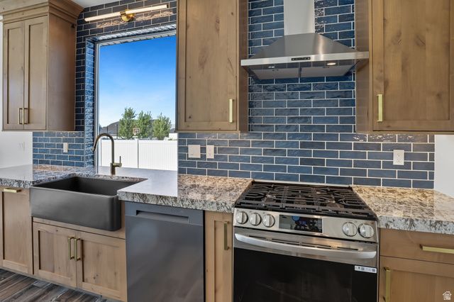 1213 W 3200 S, Perry, UT 84302