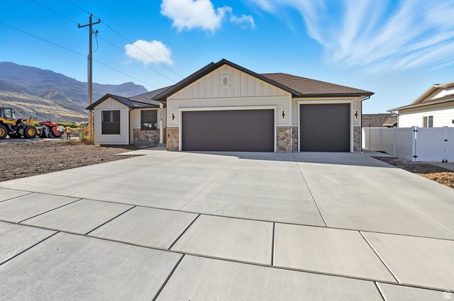 1213 W 3200 S, Perry, UT 84302