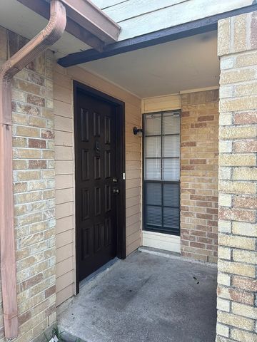 2414 Limestone Drive, Arlington, TX 76014