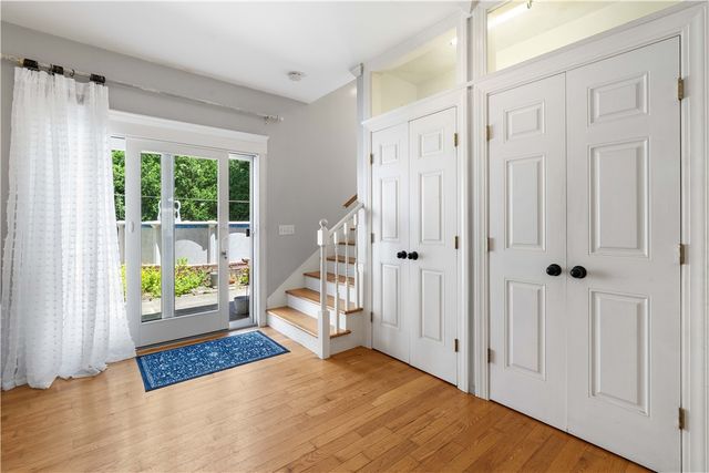 30 Loring Road, Bristol, RI 02809