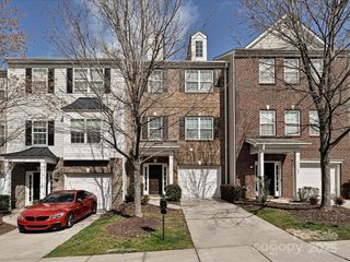 14121 Winford Lane, Charlotte, NC 28262