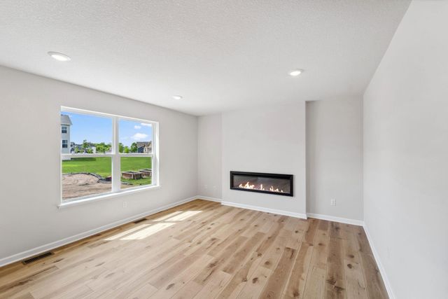 1069 Annagaire Curve, Rosemount, MN 55068