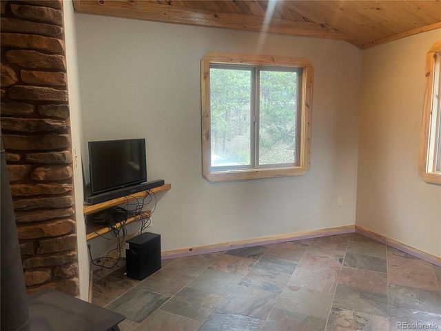 110 Wallace Drive, Florissant, CO 80816