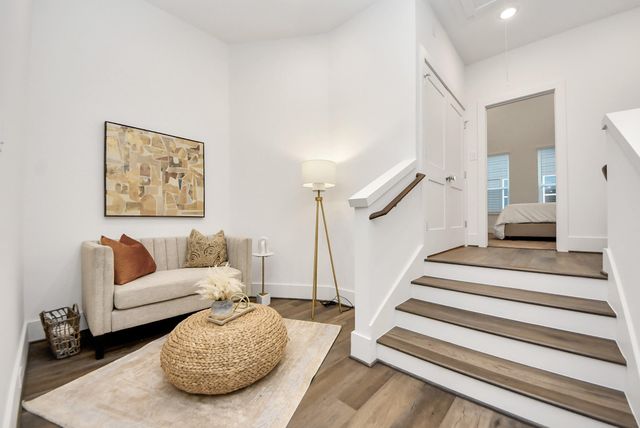 7504 Carver Road E, Houston, TX 77088