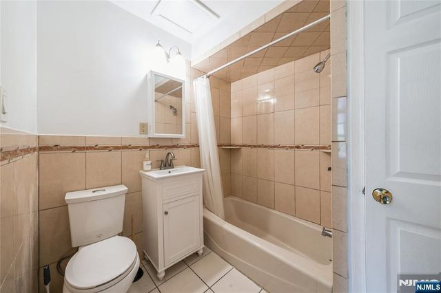 309 14th Street, Union City, NJ 07087