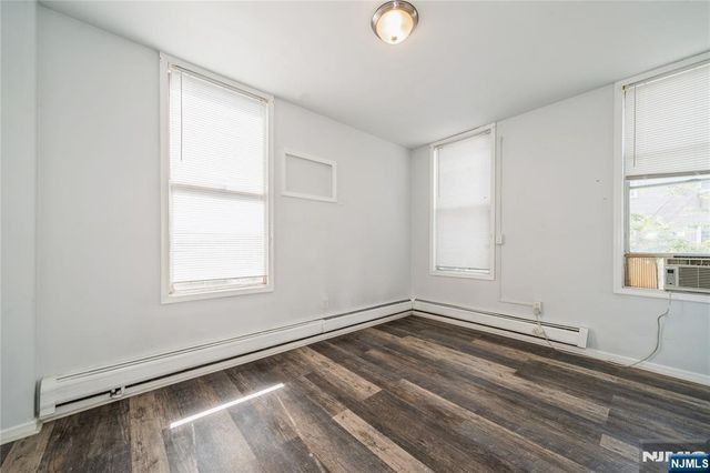309 14th Street, Union City, NJ 07087