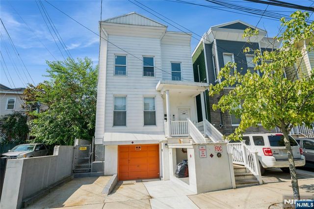 309 14th Street, Union City, NJ 07087