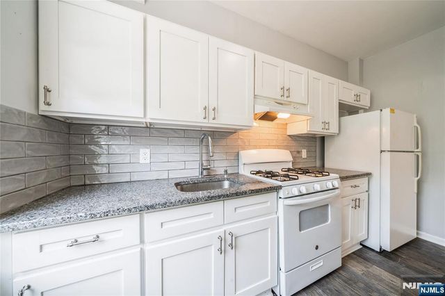 309 14th Street, Union City, NJ 07087