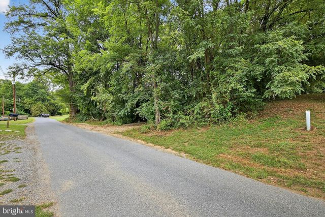 108 HEMPFIELD ST, Washington Boro, PA 17582