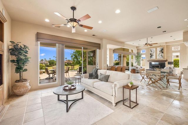 682 Elk Clover Circle, Palm Desert, CA 92211