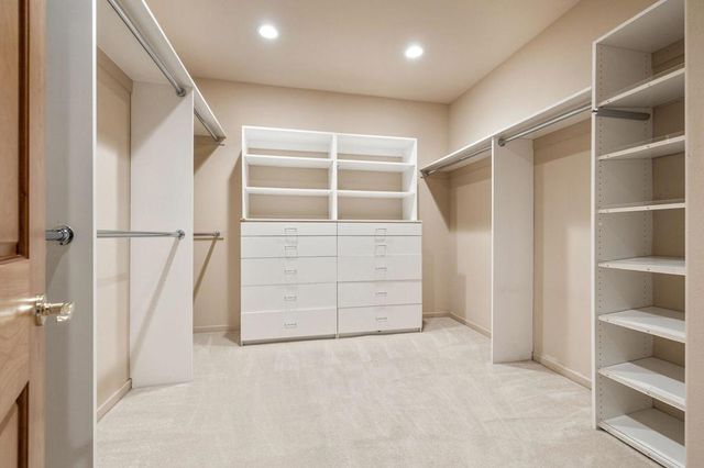 682 Elk Clover Circle, Palm Desert, CA 92211