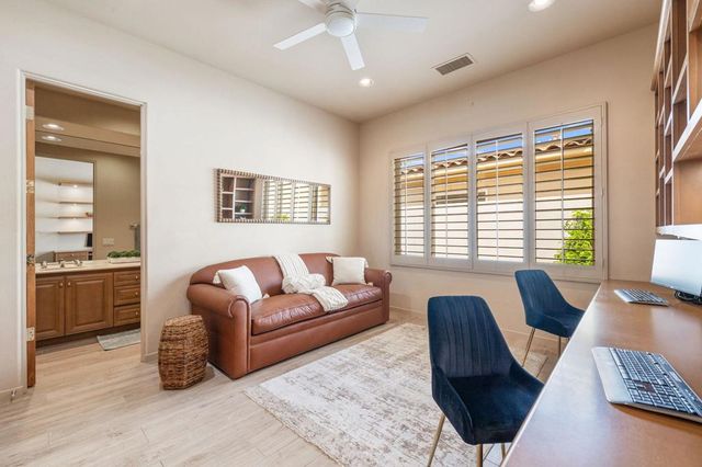 682 Elk Clover Circle, Palm Desert, CA 92211