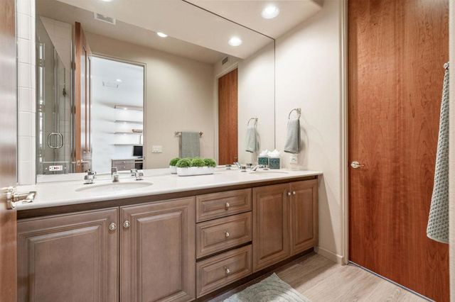 682 Elk Clover Circle, Palm Desert, CA 92211