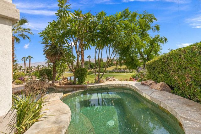 682 Elk Clover Circle, Palm Desert, CA 92211