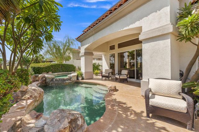 682 Elk Clover Circle, Palm Desert, CA 92211