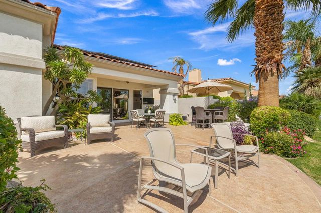 682 Elk Clover Circle, Palm Desert, CA 92211