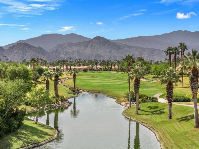 682 Elk Clover Circle, Palm Desert, CA 92211