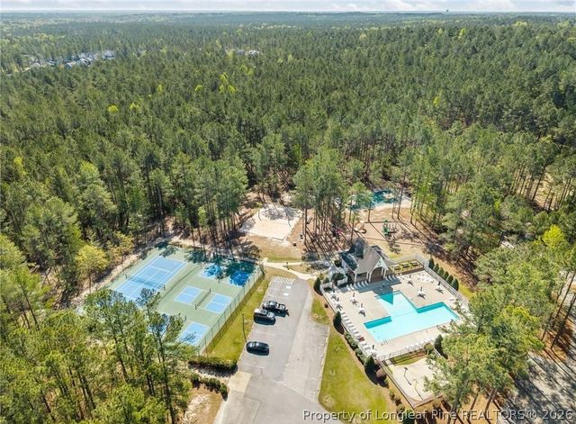138 Valley Pines Circle, Spring Lake, NC 28390